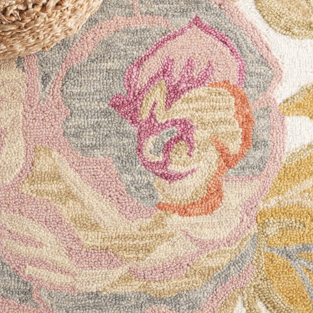 Safavieh Blossom Blm406A Ivory/Green Rug.