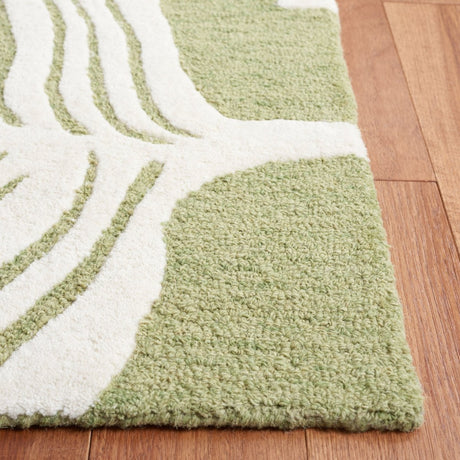 Safavieh Blossom Blm408Y Ivory/Green Rug.
