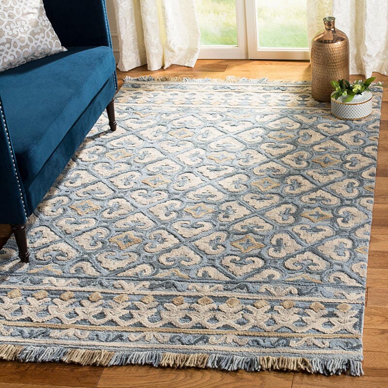 Safavieh Blossom Blm420A Light Beige / Blue Rugs.