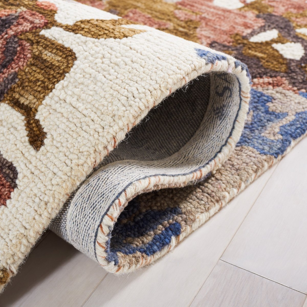 Safavieh Blossom Blm460P Rust/Ivory Rug.