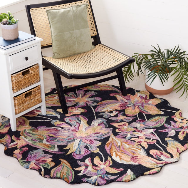 Safavieh Blossom Blm461Z Black/Plum Rug.