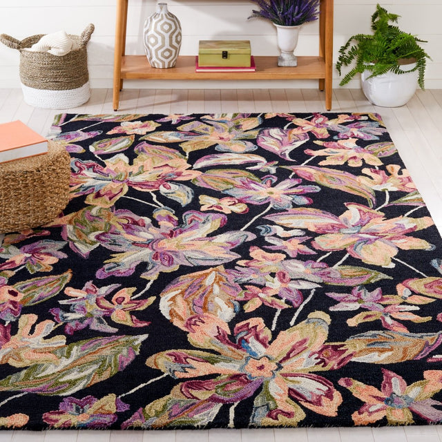 Safavieh Blossom Blm461Z Black/Plum Rug.