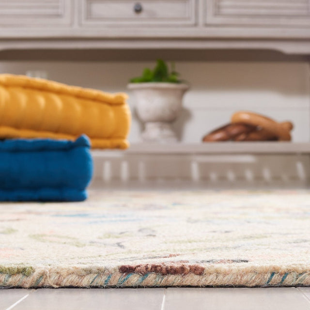 Safavieh Blossom Blm462B Beige/Purple Rug.