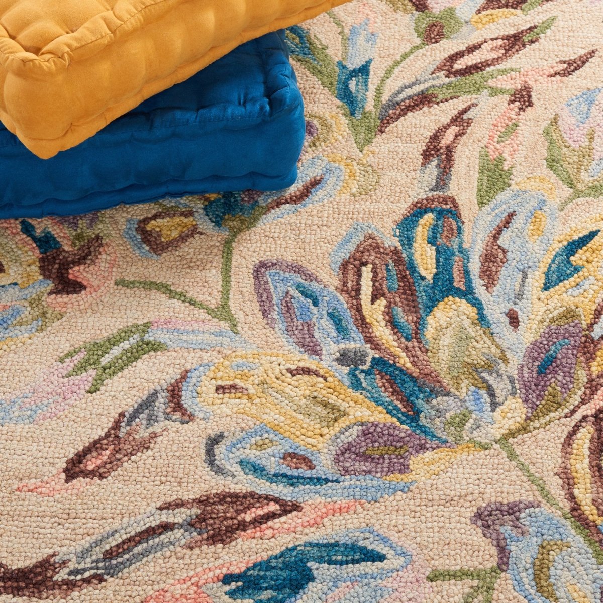 Safavieh Blossom Blm462B Beige/Purple Rug.