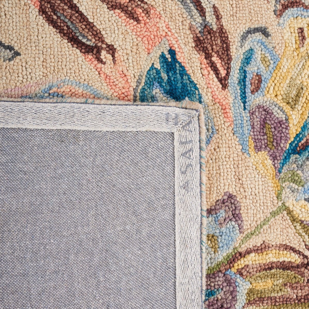 Safavieh Blossom Blm462B Beige/Purple Rug.