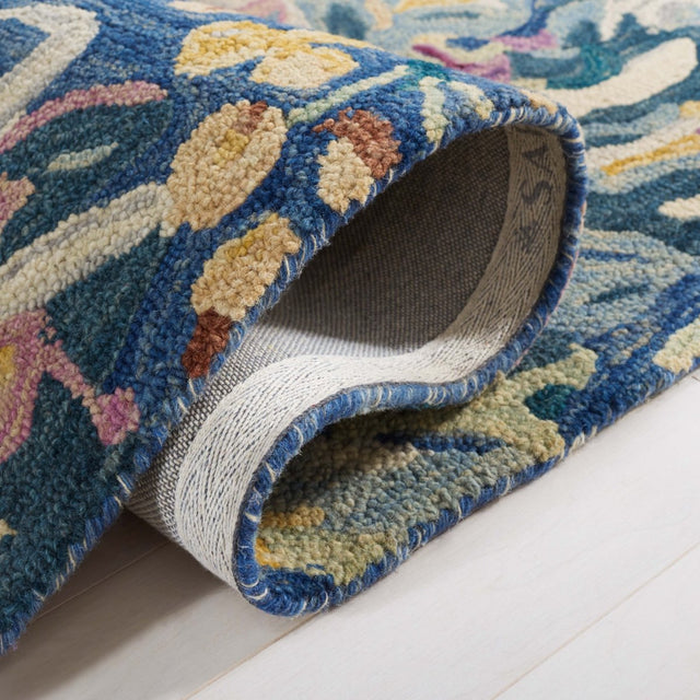 Safavieh Blossom Blm463L Light Blue/Plum Rug.