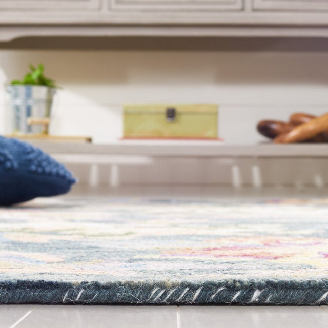 Safavieh Blossom Blm467F Grey/Violet Rug.