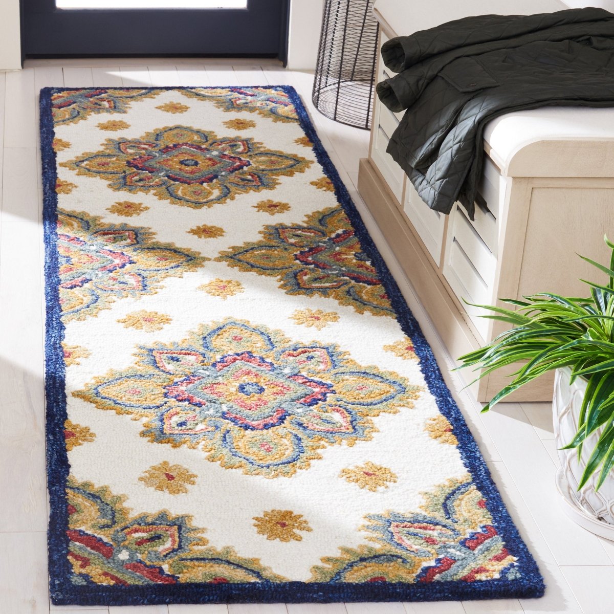 Safavieh Blossom Blm561A Ivory/Green Rug.