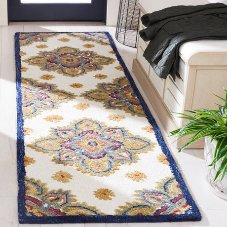 Safavieh Blossom Blm561A Ivory/Green Rug.