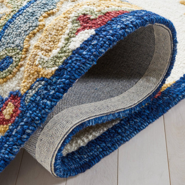 Safavieh Blossom Blm561A Ivory/Green Rug.