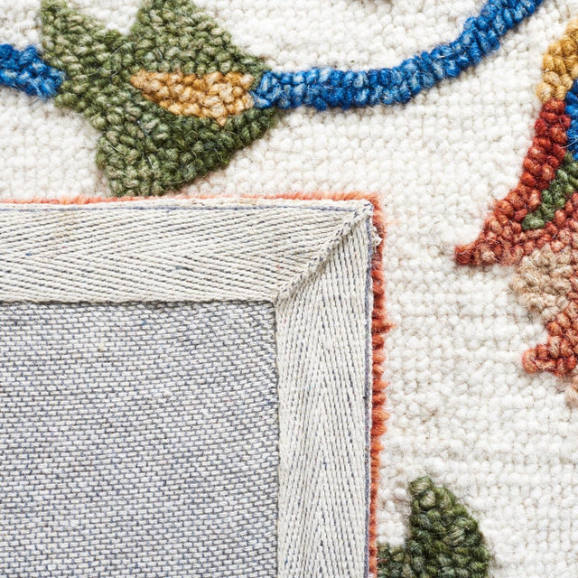 Safavieh Blossom Blm562A Ivory/Green Rug.