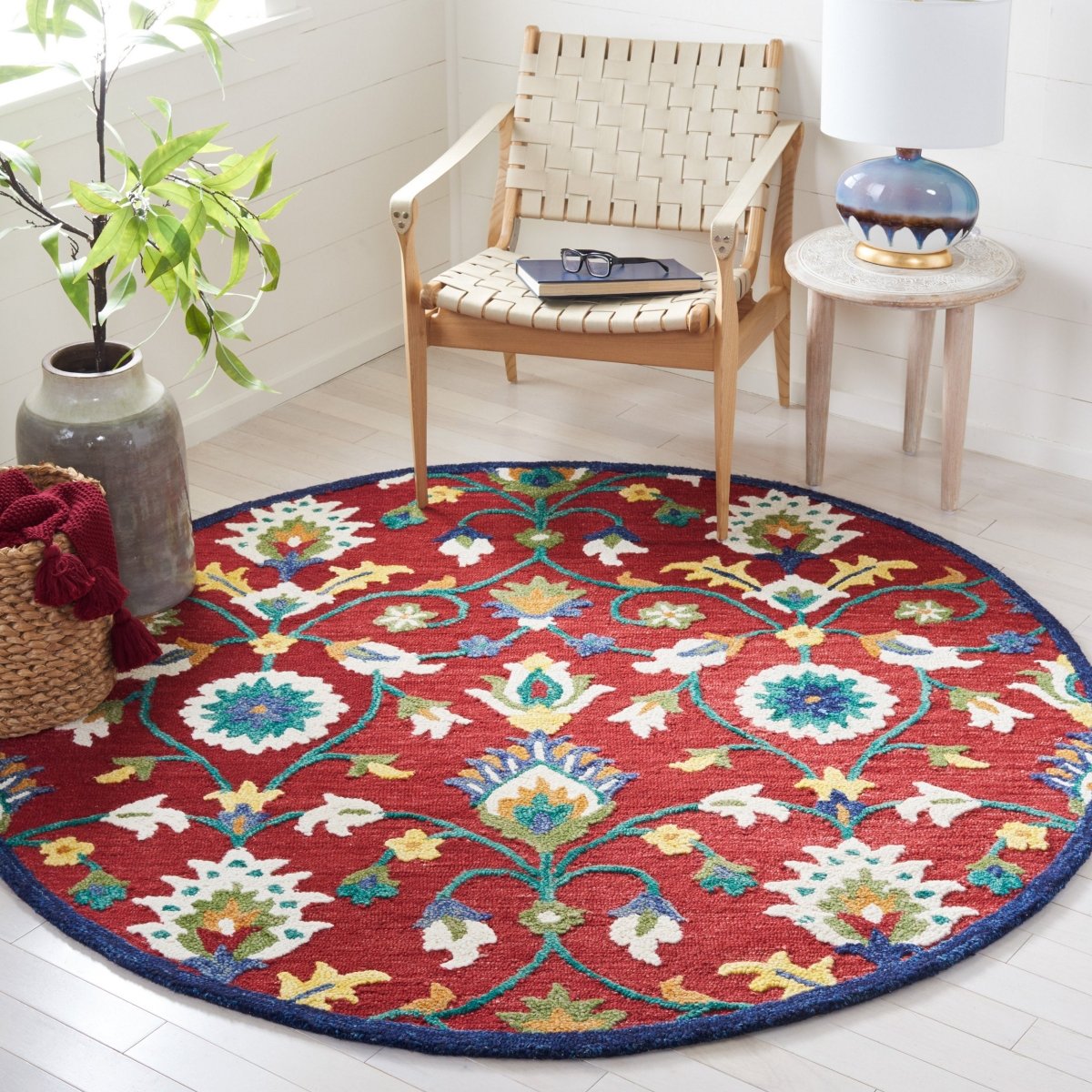 Safavieh Blossom Blm562Q Red/Ivory Rug.