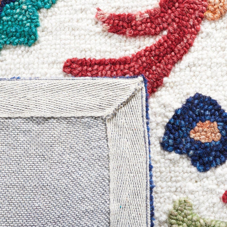 Safavieh Blossom Blm563A Ivory/Green Rug.