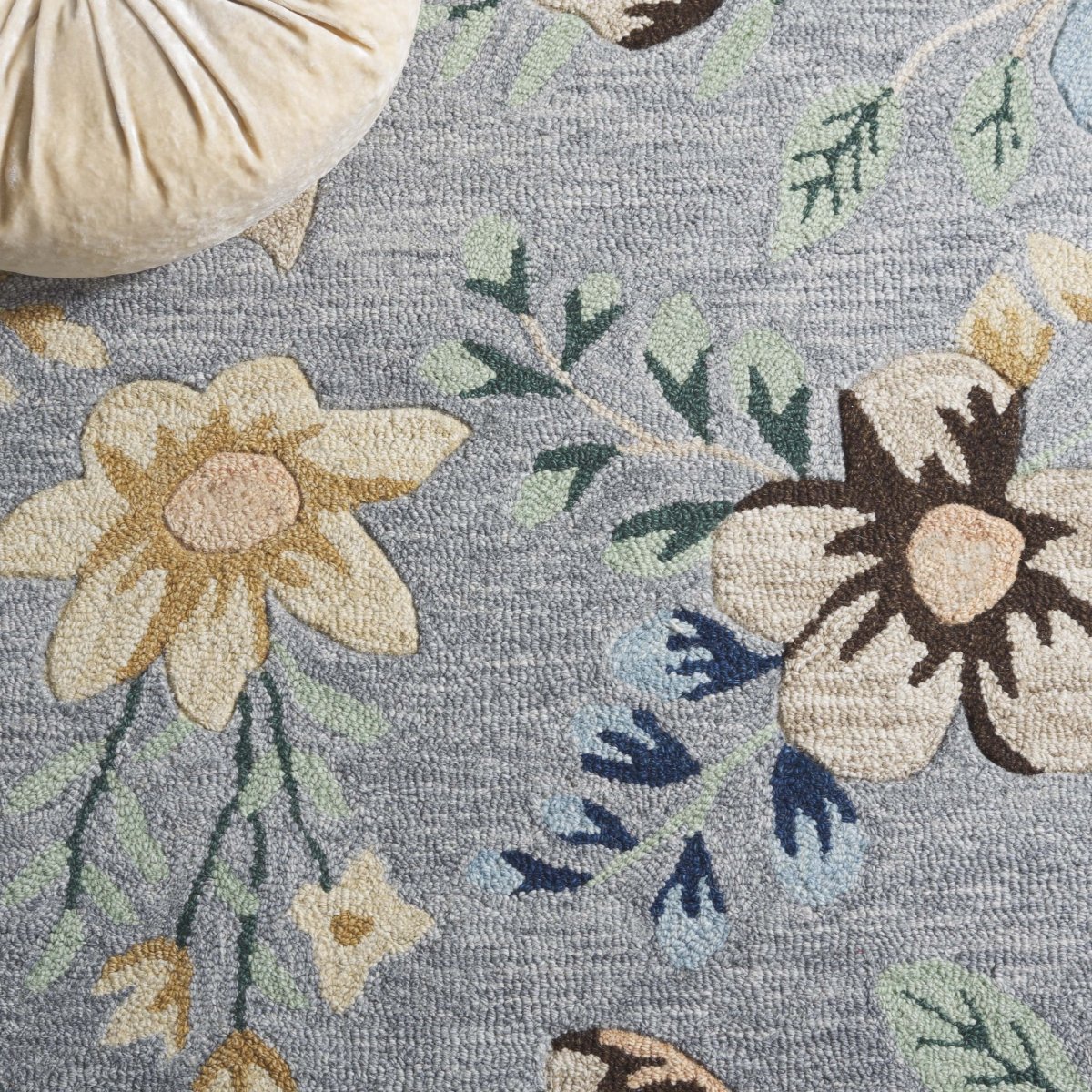 Safavieh Blossom Blm571F Grey/Blue Rug.