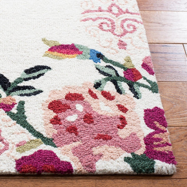 Safavieh Blossom Blm575U Pink/Ivory Rugs.