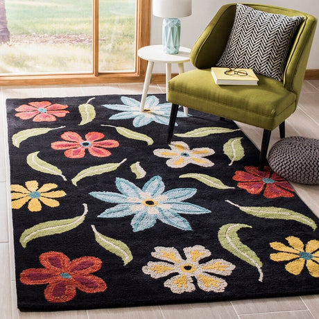 Safavieh Blossom Blm678B Black / Multi Rugs.
