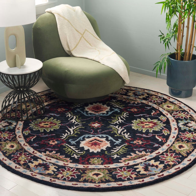 Safavieh Blossom Blm691Z Black/Ivory Rug.