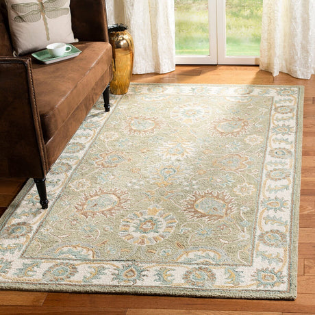Safavieh Blossom Blm702W Sage / Ivory Rugs.