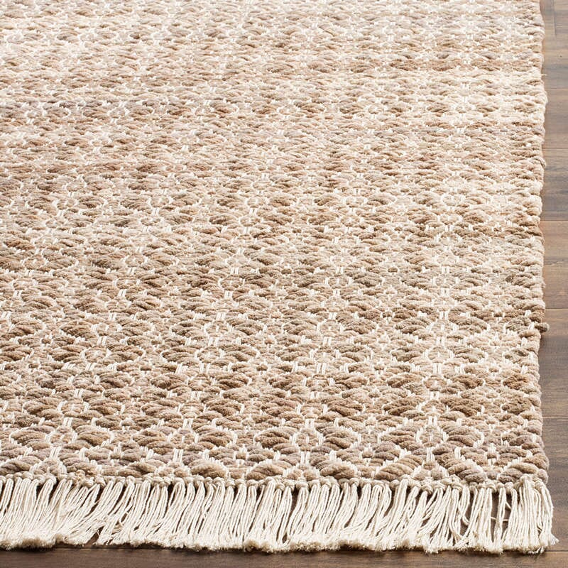 Safavieh Boston Bos708A Beige / Ivory Rugs.