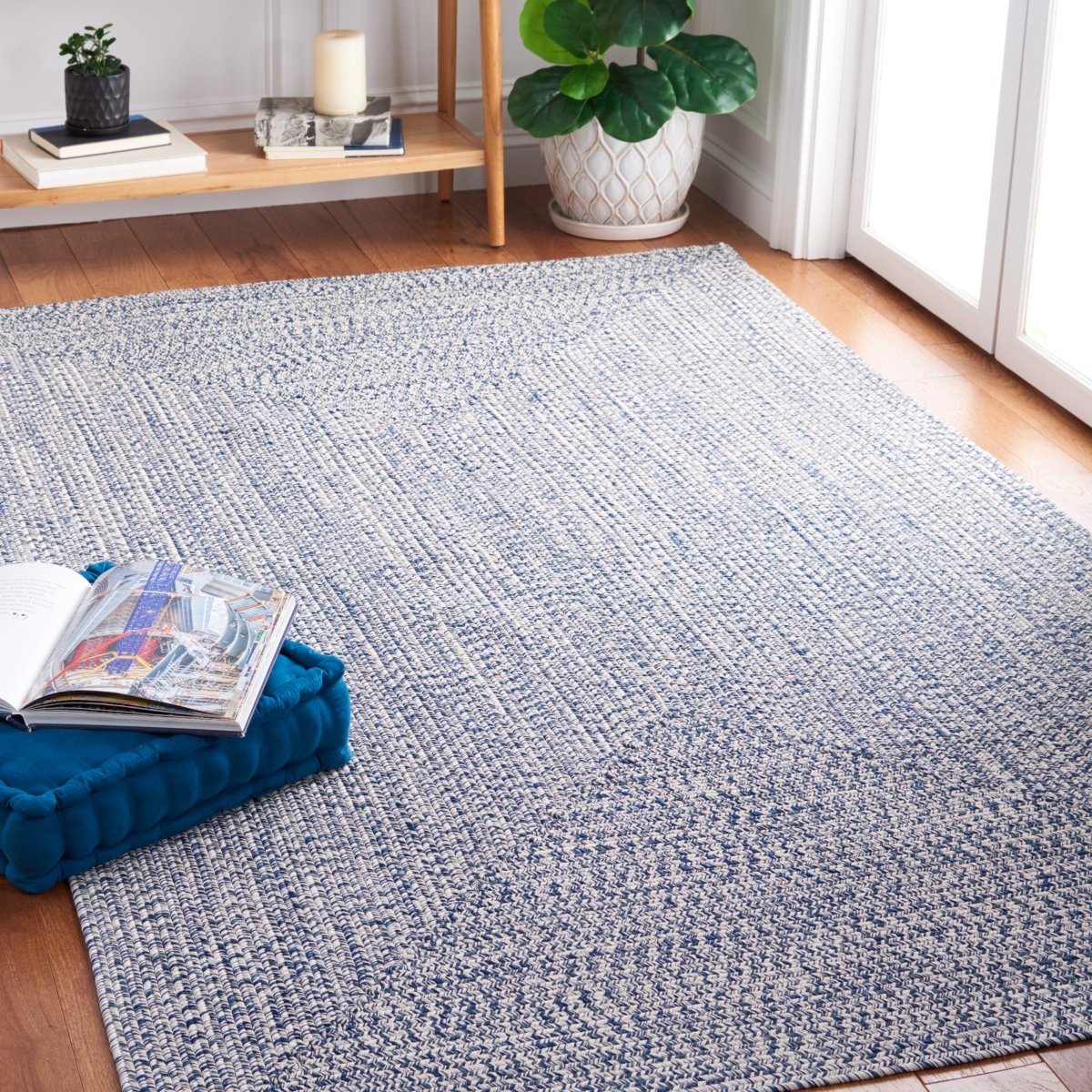 Safavieh Braided Bra201N Dark Blue/Ivory Rug.