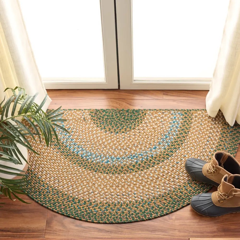 Safavieh Braided 2'-0" x 4'-0" Rug in Brown / Dark Green