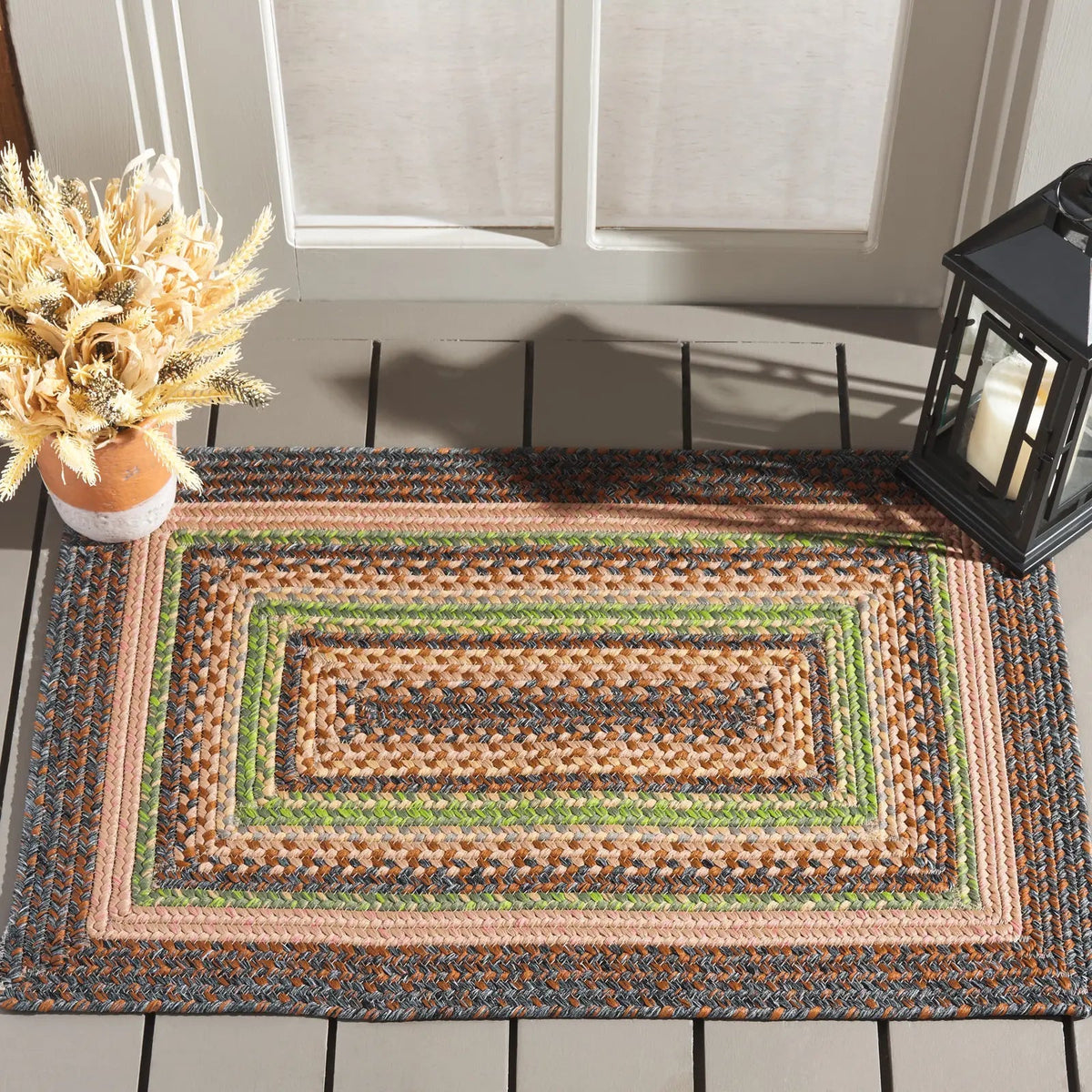 Safavieh Braided 2'-0" x 3'-0" Rug in Brown / Green