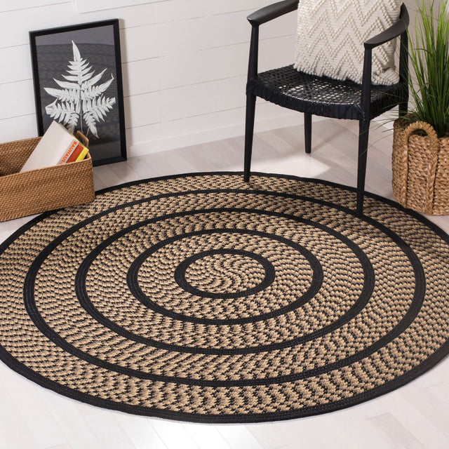 Safavieh Braided Brd401G Beige/Black Rug - Safavieh - brd401g - 5r