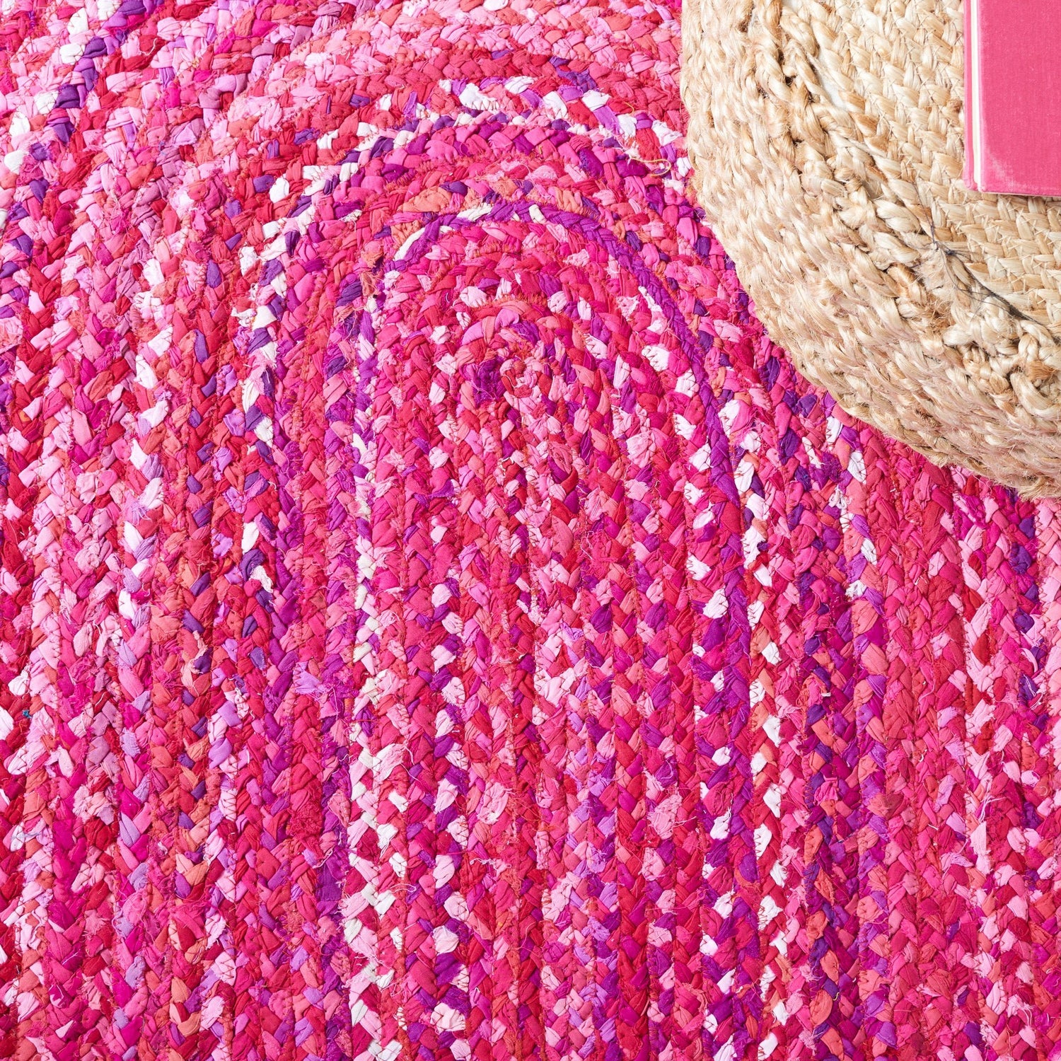 Safavieh Braided Brd451U Pink/Fuchsia Rug - Safavieh - brd451u - 3ov