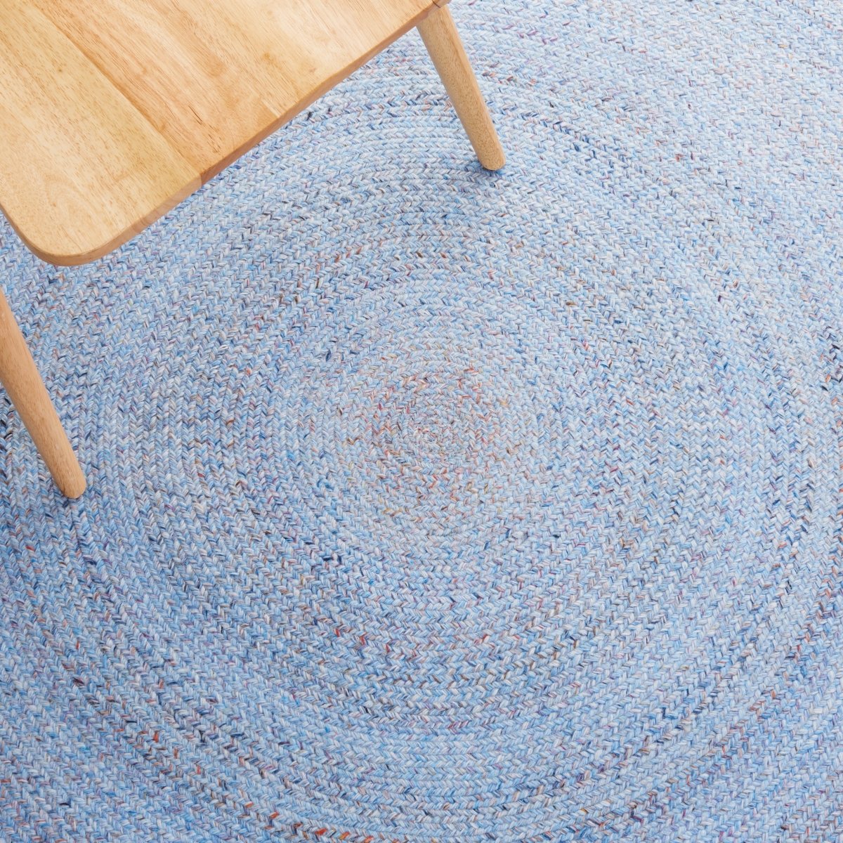 Safavieh Braided Brd804L Light Blue/Red Rug.