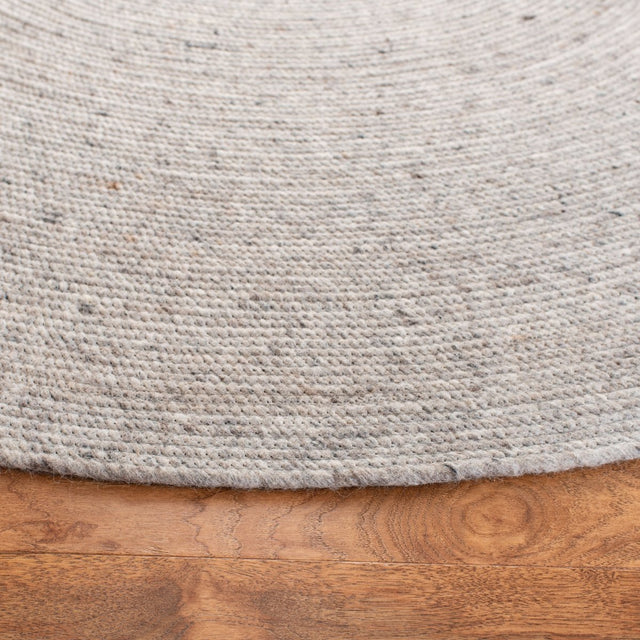 Safavieh Braided Brd901G Light Grey Rugs.