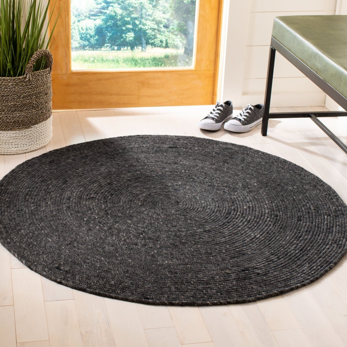Safavieh Braided Brd901Z Black Rugs.