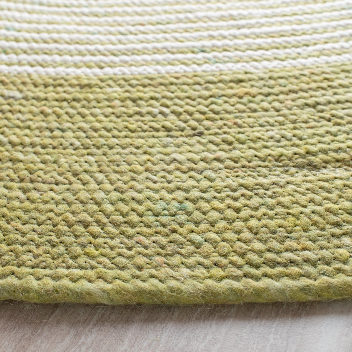 Safavieh Braided Brd904Y Green/Ivory Rugs.