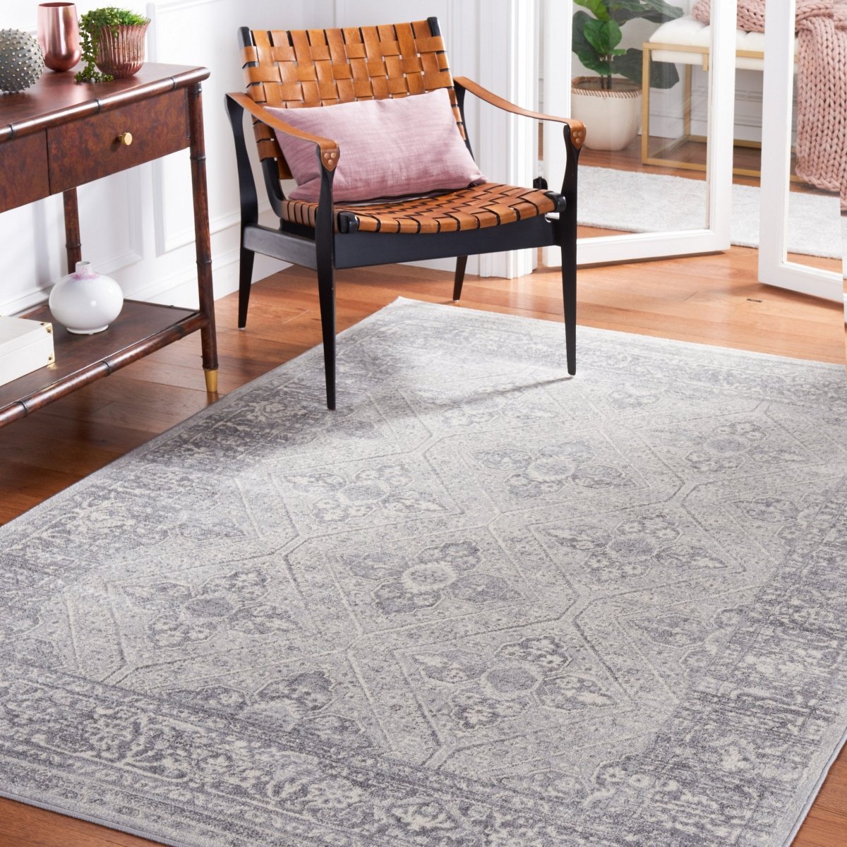 Safavieh Brentwood Bnt800F Grey/Ivory Rug.