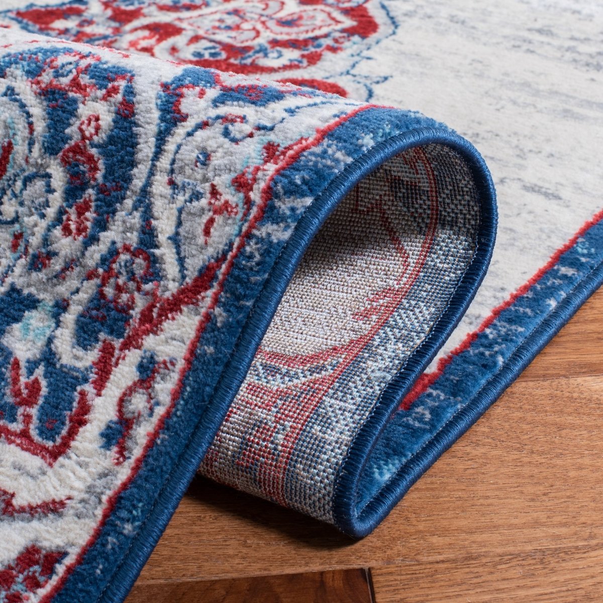 Safavieh Brentwood Bnt802A Ivory/Red Rug.