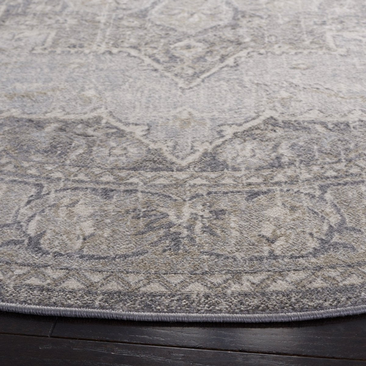 Safavieh Brentwood Bnt826F Grey/Light Grey Rug.