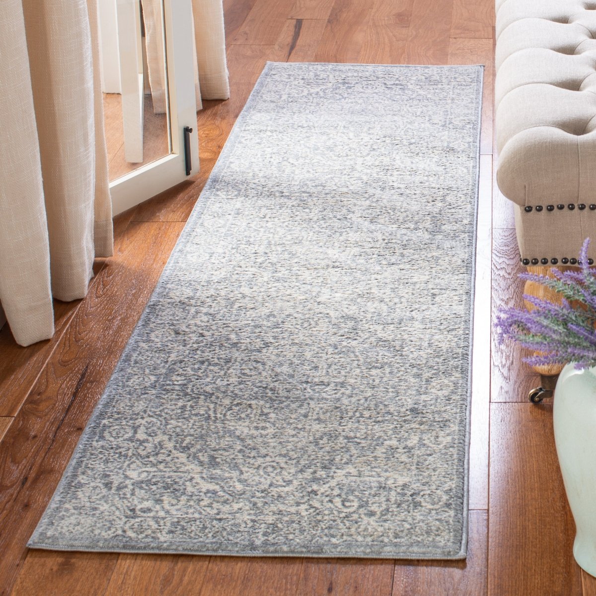 Safavieh Brentwood Bnt832F Light Grey/Ivory Rug.