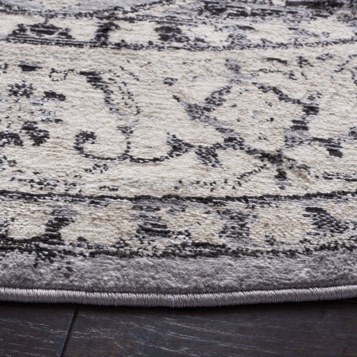 Safavieh Brentwood Bnt851H Grey/Black Rug.