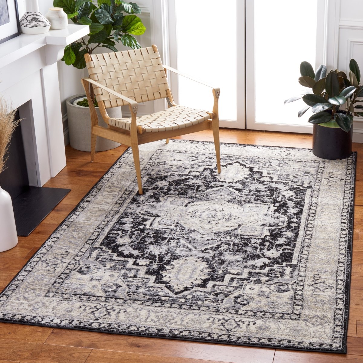 Safavieh Brentwood Bnt851Z Black/Grey Rug.
