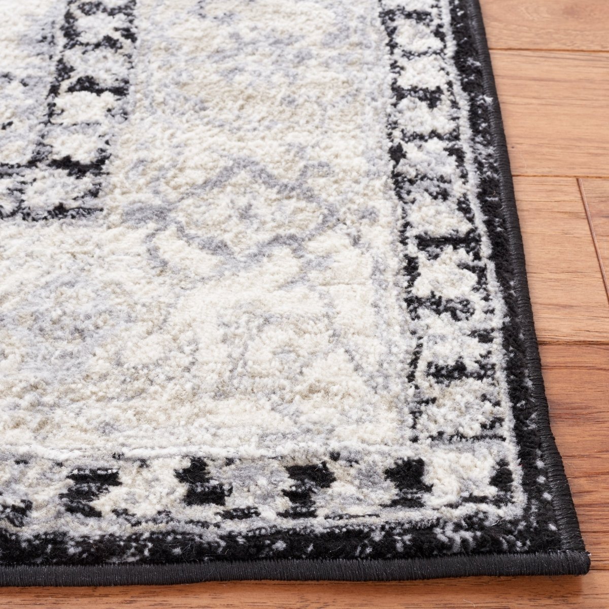 Safavieh Brentwood Bnt851Z Black/Grey Rug.