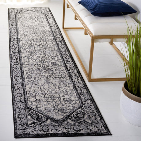 Safavieh Brentwood Bnt853Z Black/Ivory Rug.