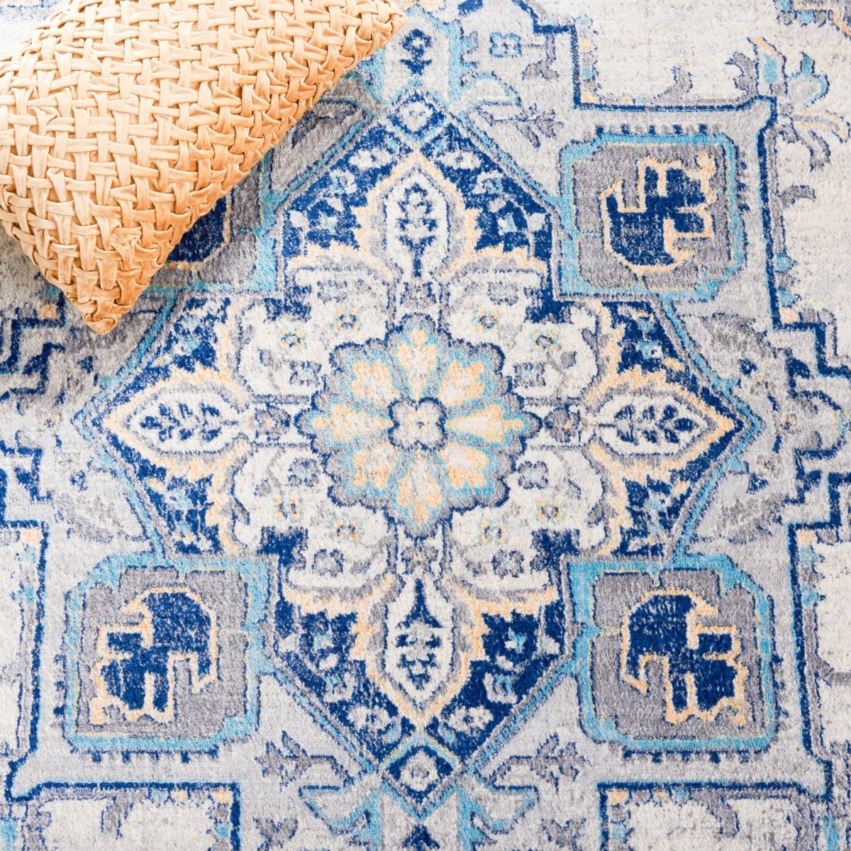 Safavieh Brentwood Bnt861K Aqua/Light Grey Rug.