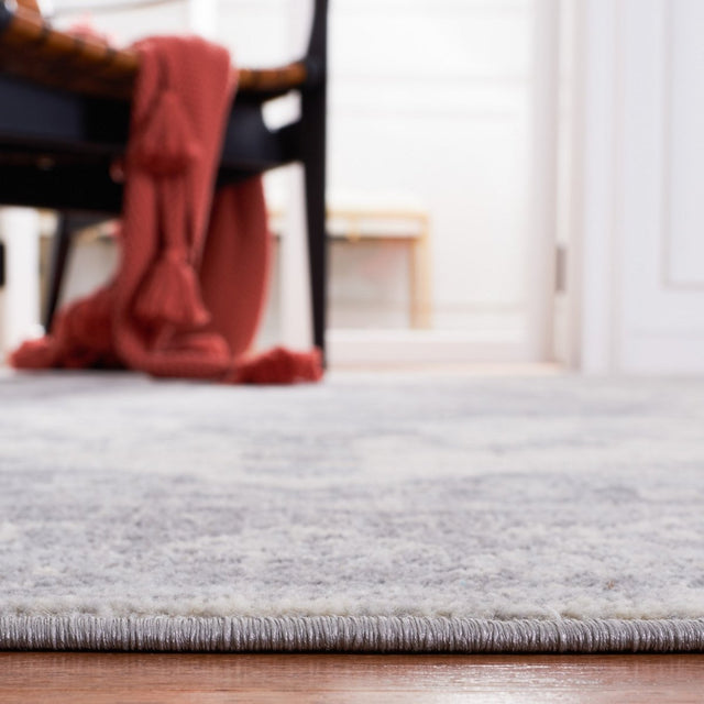 Safavieh Brentwood Bnt879F Grey/Light Grey Rug.