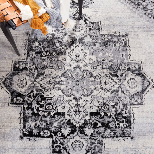 Safavieh Brentwood Bnt885F Grey/Black Rug.