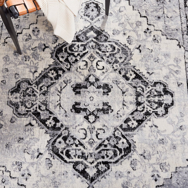 Safavieh Brentwood Bnt888Z Black/Ivory Rug.