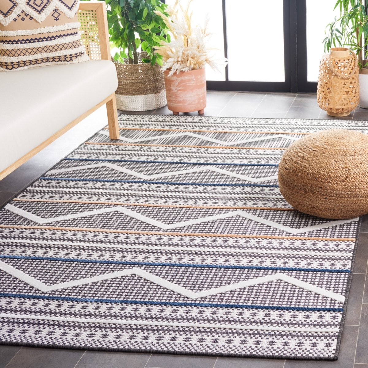 Safavieh Cabana Cbn414Z Black/Ivory Rug.