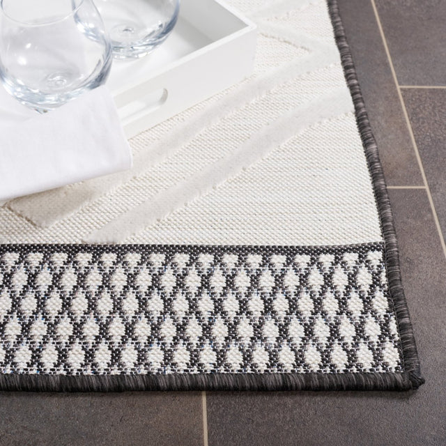 Safavieh Cabana Cbn420Z Ivory/Black Rug.