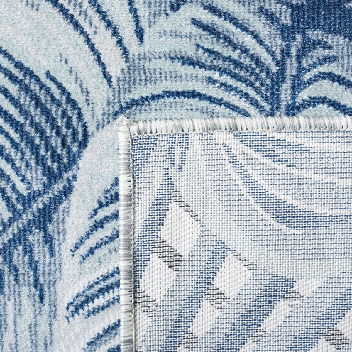 Safavieh Cabana Cbn447N Ivory/Navy Rug.