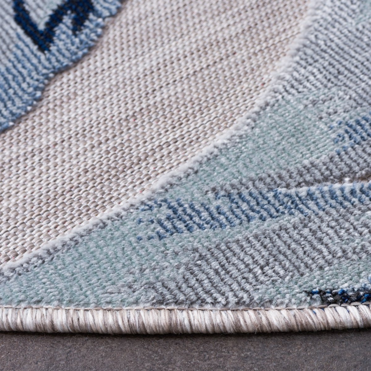 Safavieh Cabana Cbn452F Grey/Navy Rug.