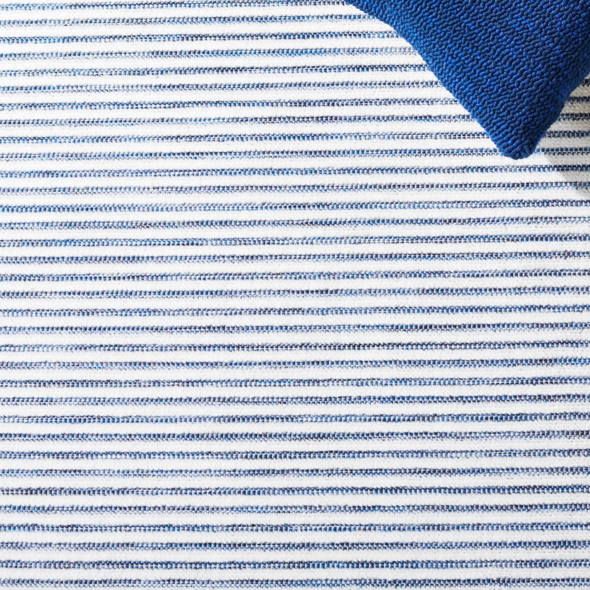 Safavieh Cabana Cbn453N Ivory/Navy Rug.