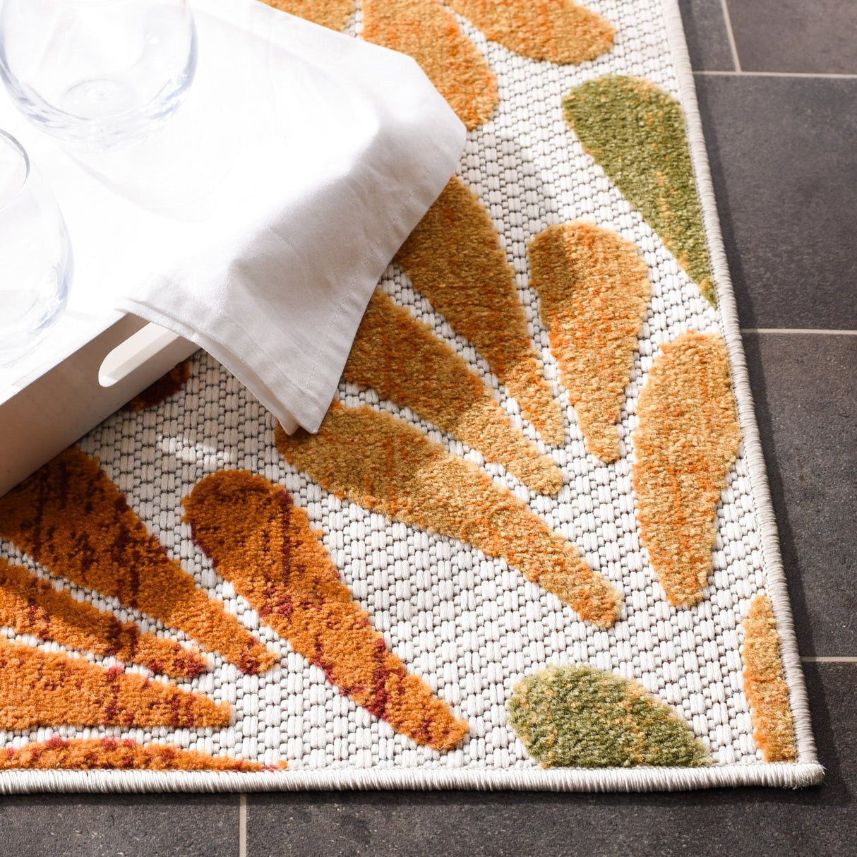 Safavieh Cabana Cbn800A Creme/Red Rug - Safavieh - cbn800a - 4sq
